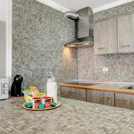 Fuentes Apartment *
